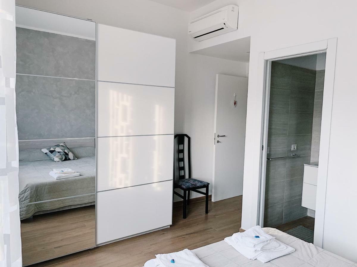 Romamourhouse Екстериор снимка