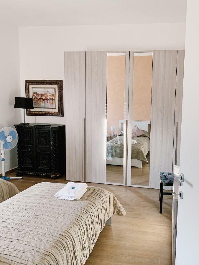 Romamourhouse Екстериор снимка
